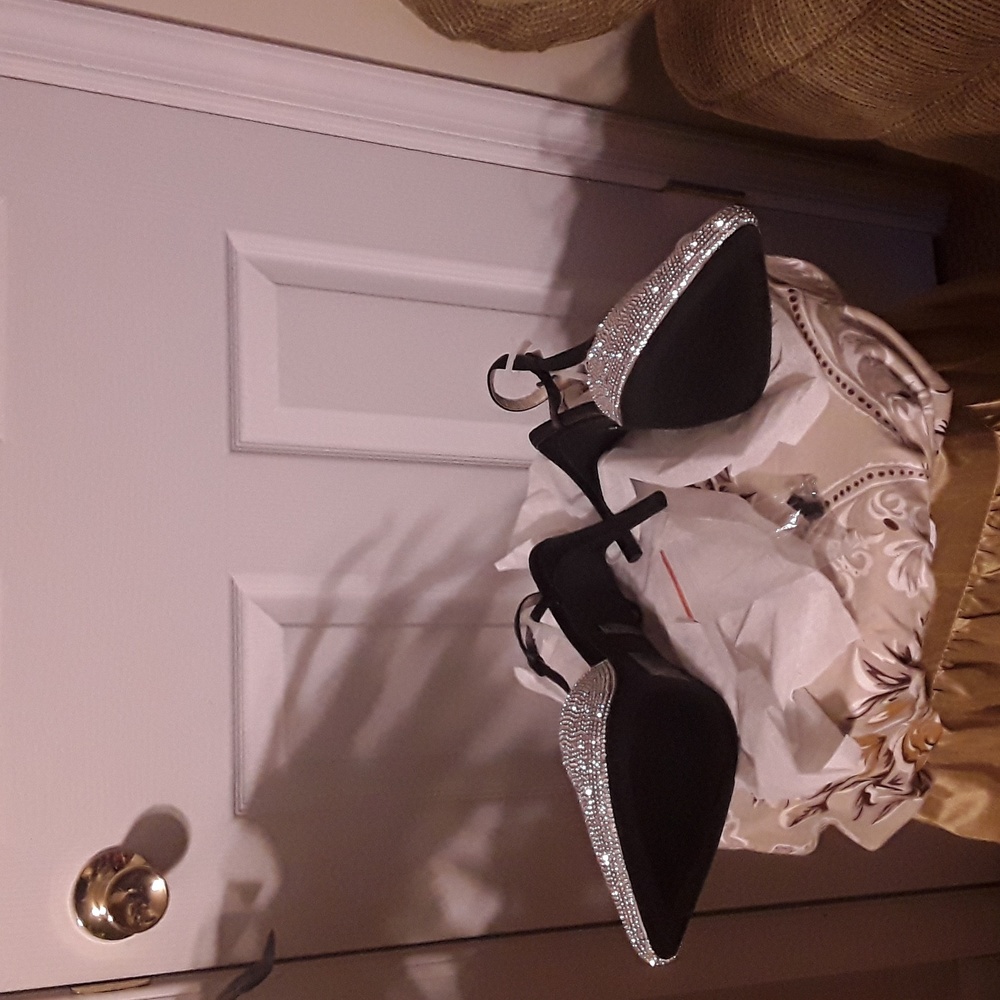 Shoes - Picture 2 of 2